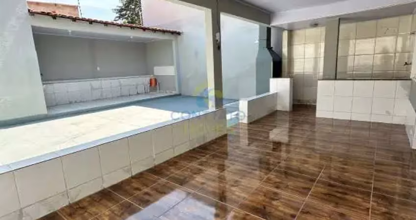 Linda casa com churrasqueira e garagem para alugar codigo: 138119