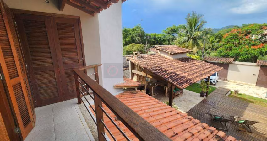 Open House Vende Oportunidade Excelente Casa 3 quartos Região Oceânica!