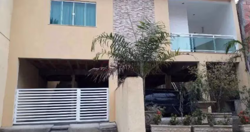 Casa em condomínio fechado com 4 quartos à venda na Rua Alonso de Faria, Zé Garoto, São Gonçalo