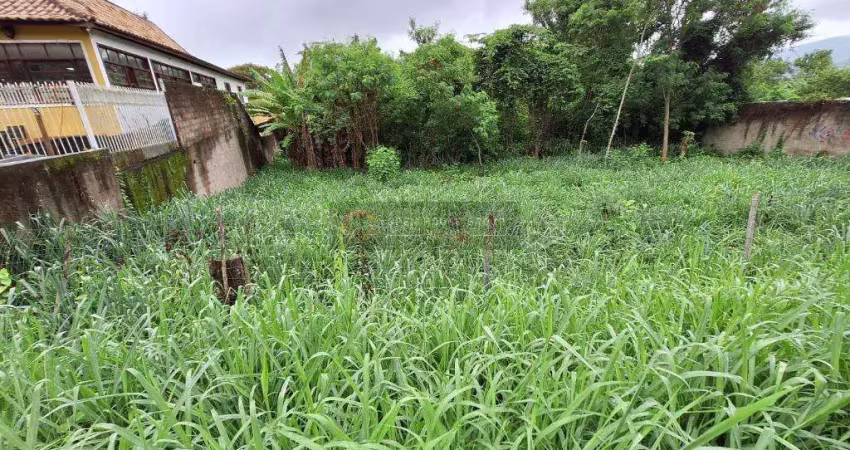 Terreno à venda na Estrada Francisco da Cruz Nunes, Campo Belo, Niterói