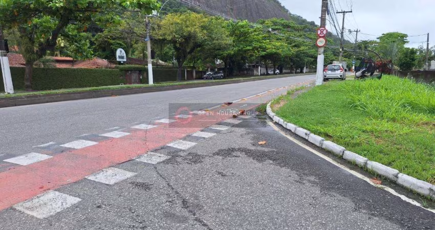 OPEN HOUSE Vende Terreno Plano com 520m² em Itaipu