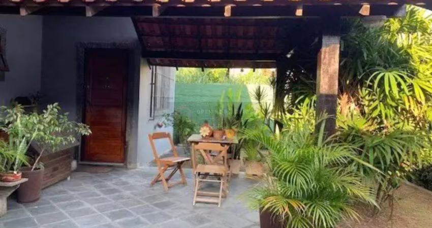 Open House Vende - Casa com 3 Quartos em Piratininga