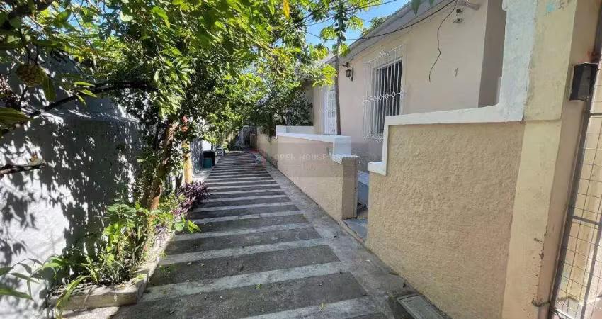 Open House vende- Casa de vila no Fonseca