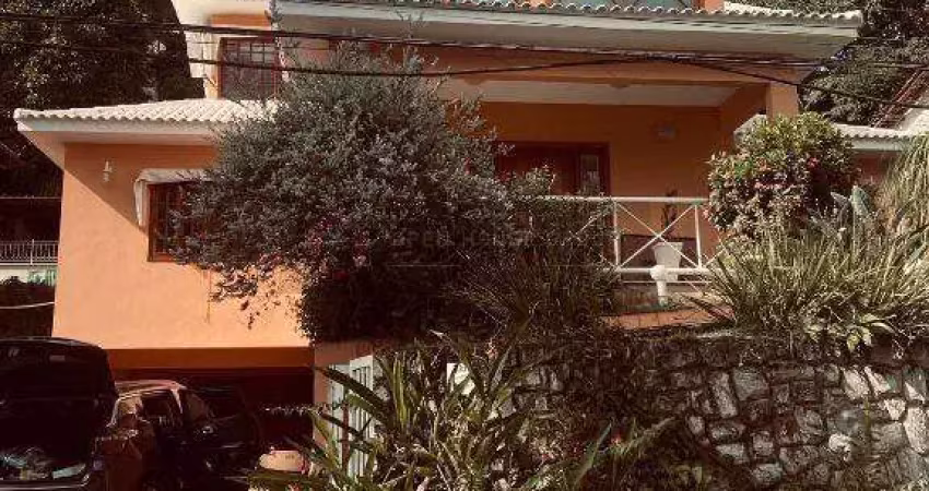 ****oportunidade!!****  linda casa 4 quartos sendo 3 suites com 2 closets no ubá v pendotiba