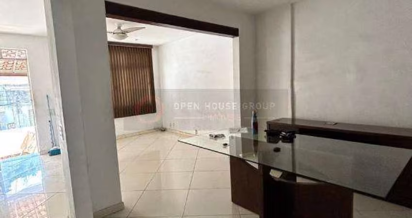 À Venda casa ampla  com 4 quartos e 2 Suítes na Engenhoca  Oportunidade!!!