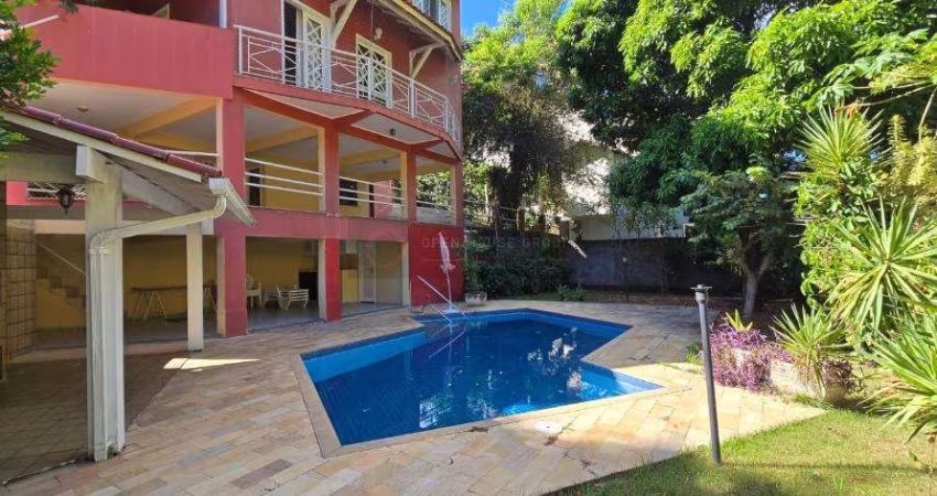 Casa à Venda em Itaipu