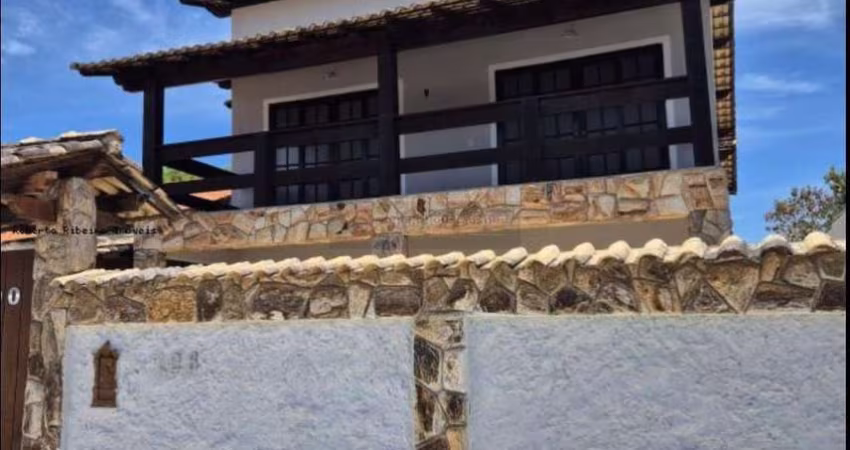 Casa à Venda em Itaipu
