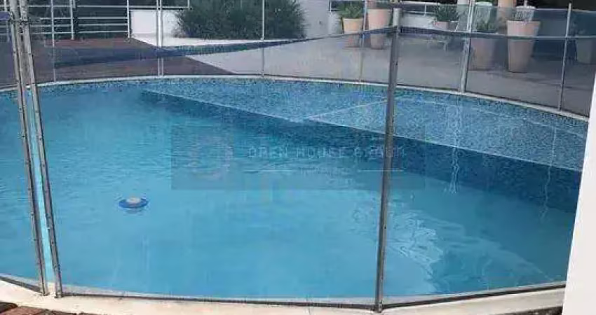 Open house vende casa com 4 suítes e 5 vagas condomínio camboatá