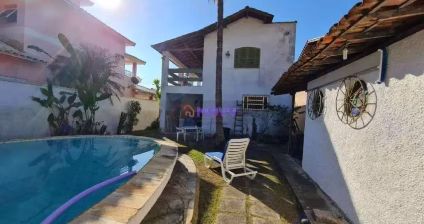 Casa à Venda em Piratininga