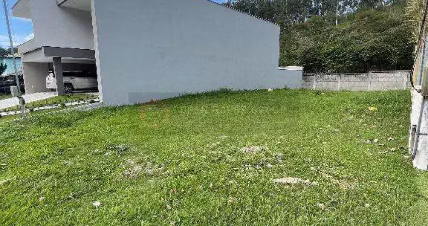 Terreno plano no condomínio sítio santo antônio, 368m²