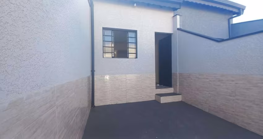 Casa para Venda em Bragança Paulista, Recanto Elizabeth, 2 dormitórios, 1 banheiro, 1 vaga