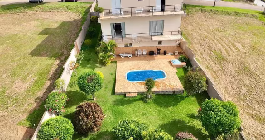 Casa para Venda em Bragança Paulista, Condomínio Terras De Santa Cruz, 4 dormitórios, 1 suíte, 3 banheiros, 4 vagas