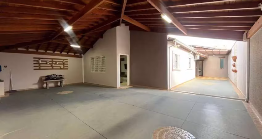 Casa com 2 dormitórios à venda, 150 m² por r$ 430.000,00 - comerciários i - botucatu/sp