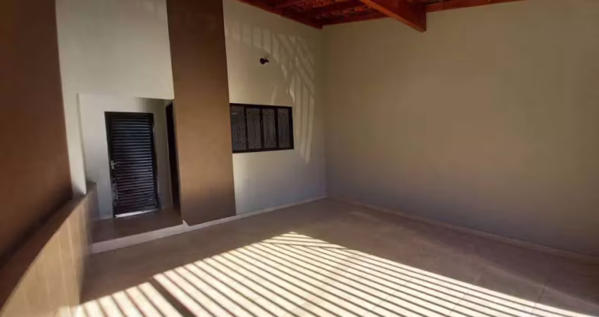 Casa com 2 dormitórios à venda, 90 m² por R$ 295.000,00 - Jardim Itamarati - Botucatu/SP