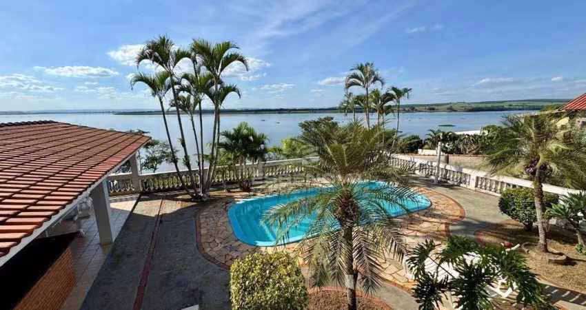 Rancho com 2 dormitórios à venda, 190 m² por R$ 700.000,00 - Rio Bonito - Botucatu/SP