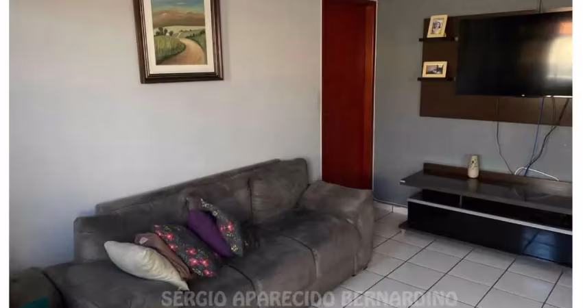 Casa para Venda em São José dos Campos, Vila Adriana, 2 dormitórios, 1 banheiro, 3 vagas