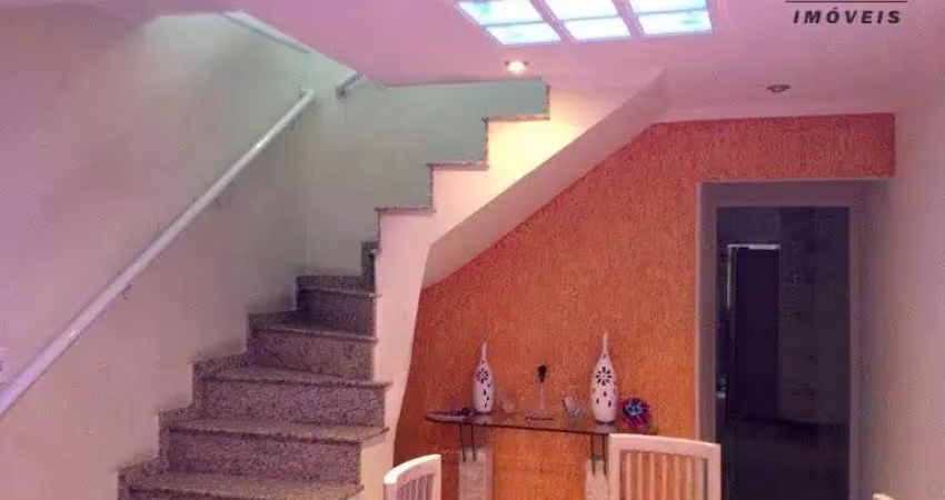 Casa com 3 quartos à venda na Rua Dores do Indaiá, 54, Jardim Santa Clara, Guarulhos