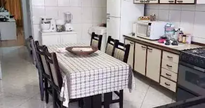 Casa com 2 quartos à venda na Avenida Nova América, 42, Jardim Santa Cecília, Guarulhos