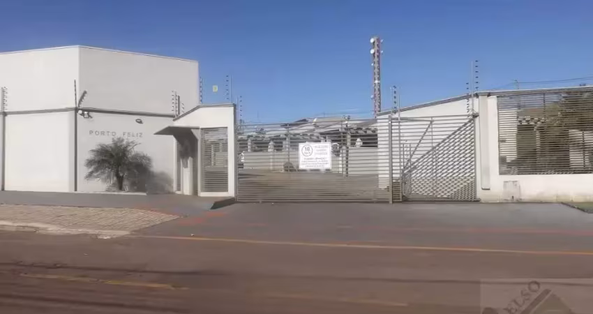 Casa em condomínio bairro Canadá