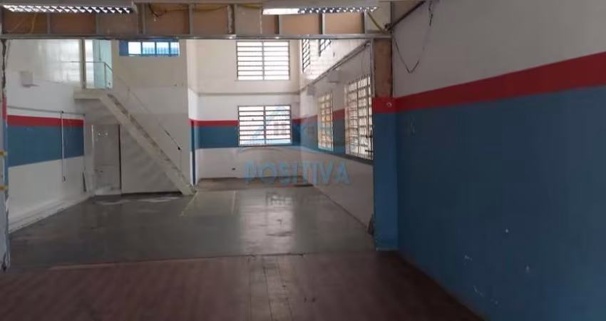 Salão Comercial para Locação em Osasco, Bela Vista, 2 banheiros, 2 vagas