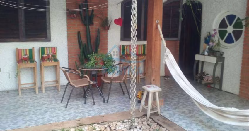 Casa Comercial para Venda em Osasco, Umuarama, 2 dormitórios, 2 banheiros, 6 vagas