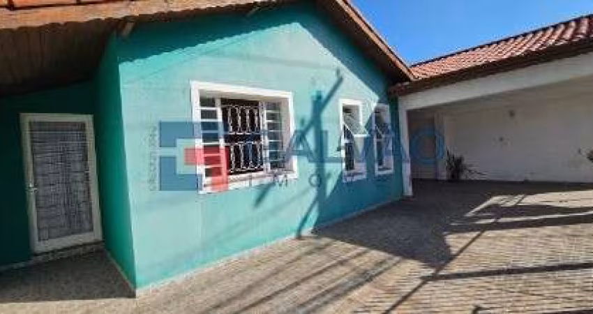 Casa à venda no bairro Eloy Chaves em Jundiaí - SP