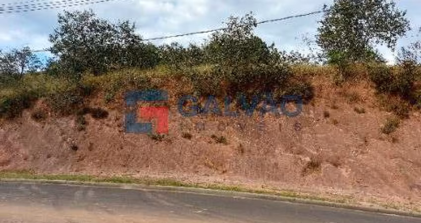 Terreno à venda em condomínio fechado no bairro Caxambu em Jundiaí - SP