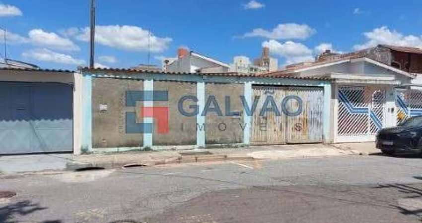 Casa à venda no bairro Vila Vianelo em Jundiaí- Sp