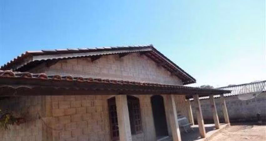 Casa à venda no Bairro Lagoa em Itupeva - SP