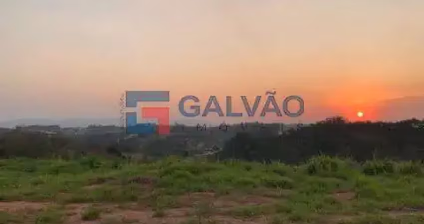 Terreno à venda em condomínio fechado no bairro caxambu em jundiaí - sp