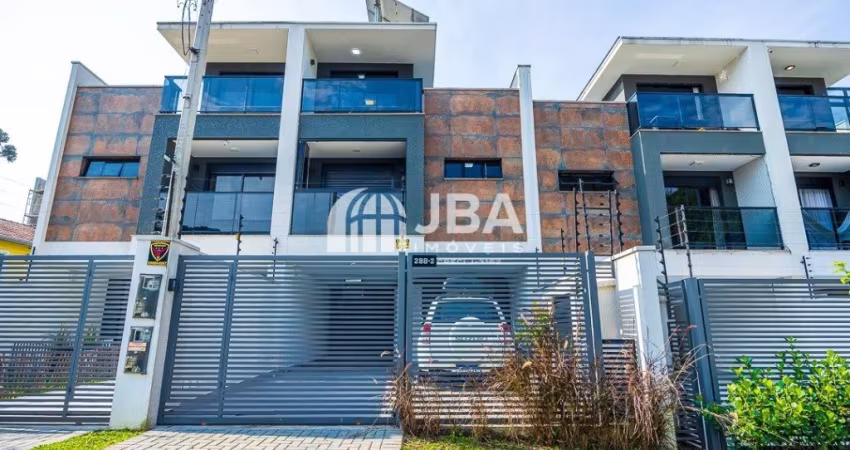 SOBRADO EM ÓTIMA LOCALIZAÇÃO COM AQUECIMENTO SOLAR