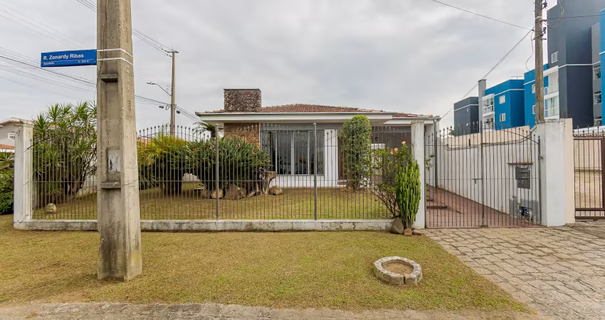 Casa com 3 quartos à venda na Rua Zonardy Ribas, 200, Boqueirão, Curitiba