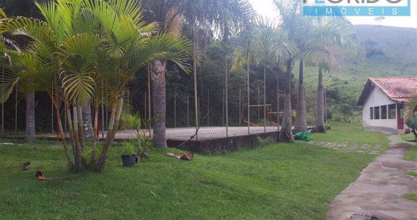 Chácara para Venda em Nazaré Paulista, Vicente Nunes, 8 dormitórios, 2 suítes, 10 banheiros, 30 vagas
