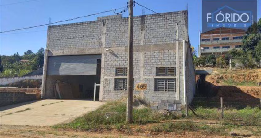 Galpão para Venda em Nazaré Paulista, Mascate, 3 banheiros, 5 vagas