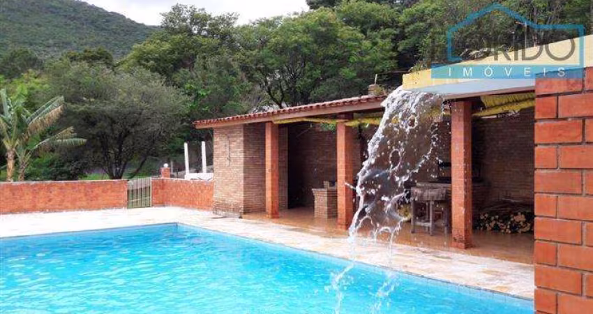 Casa em Condomínio para Venda em Atibaia, Condomínio Alpes de Atibaia, 3 dormitórios, 1 suíte, 3 banheiros, 6 vagas