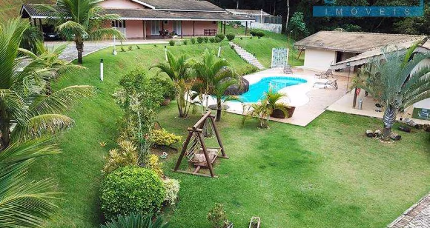 Casa em Condomínio para Venda em Bom Jesus dos Perdões, Condomínio Alpes D Ouro, 3 dormitórios, 3 suítes, 4 banheiros, 12 vagas