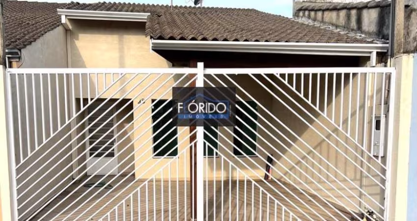 Casa para Venda em Atibaia, Centro, 2 dormitórios, 1 banheiro, 2 vagas