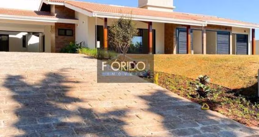 Casa em Condomínio para Venda em Atibaia, Condomínio Flamboyant, 3 dormitórios, 1 suíte, 3 banheiros, 4 vagas