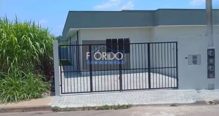 Casa para Venda em Atibaia, Tanque, 2 dormitórios, 1 suíte, 2 banheiros, 2 vagas