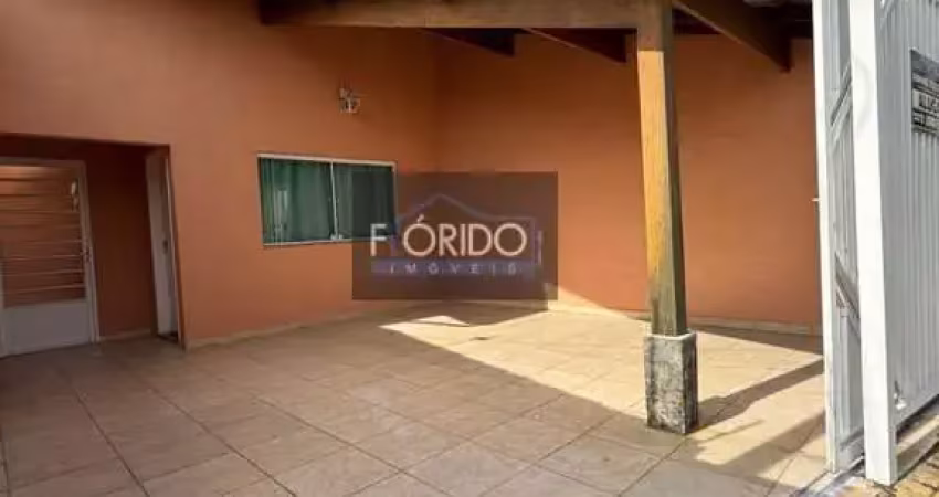 Casa para Locação em Atibaia, Bairro Da Ponte, 2 dormitórios, 1 banheiro, 2 vagas