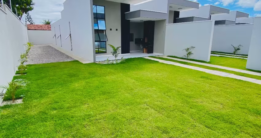 Eusébio - casa de esquina lote grande.   - acabamento espetacular. localização também.