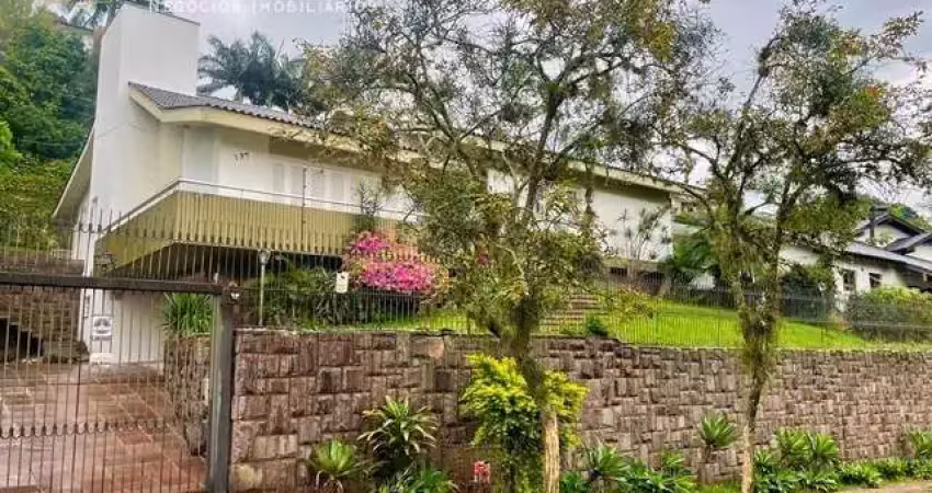 Casa com 4 quartos à venda na Rua Júlio Adams, 137, Guarani, Novo Hamburgo