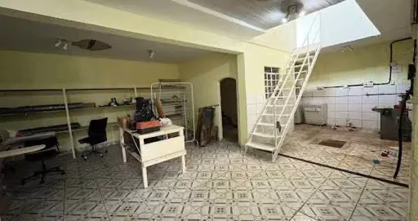 Sala comercial para alugar na Alameda Professor Lucas Nogueira Garcez, Vila Thais, Atibaia