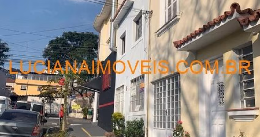 SOBRADO DE 153 M² COM 3 ANDARES NA LAPA