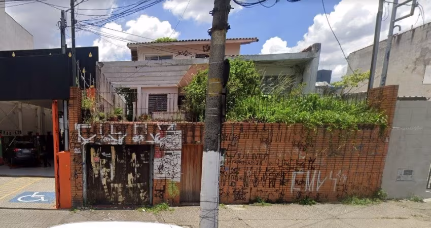 SOBRADO DE 233 M² NO SUMAREZINHO COM 3 DORM.