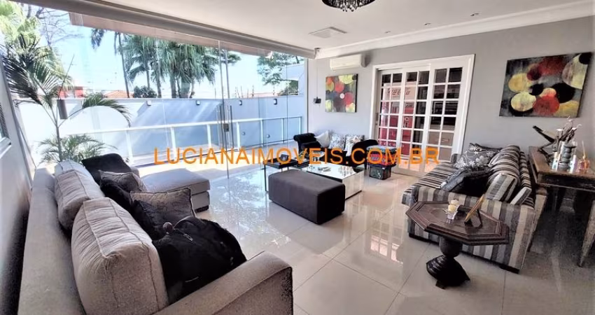 EXCELENTE CASA DE 300 M² NA CITY LAPA COM 4 SUITES