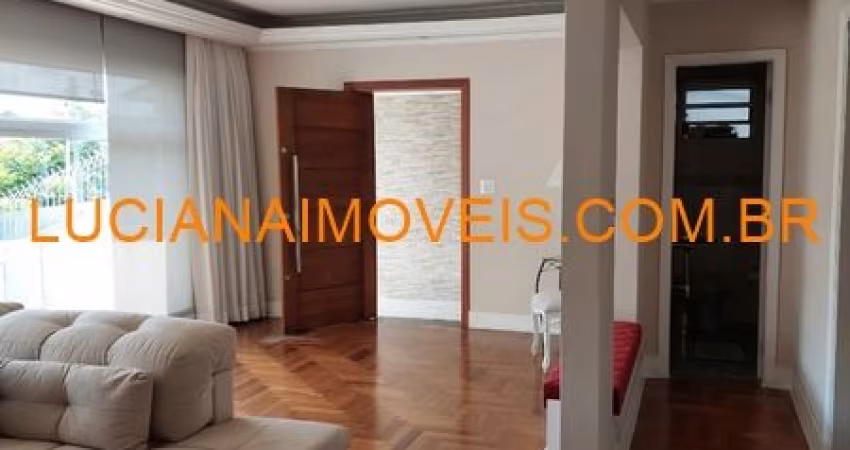 SOBRADO DE 320 M² NA VILA IPOJUCA COM 4 DORM.