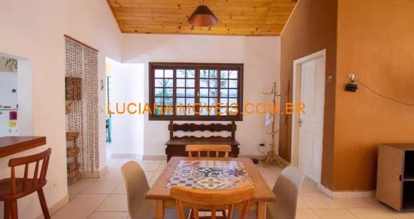 CASA ESPAÇOSA NA VILA ROMANA