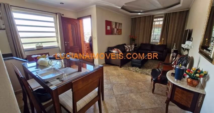 SOBRADO COM 3 PAVIMENTOS NO SUMAREZINHO