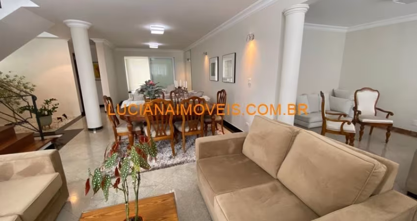 EXCELENTE SOBRADO DE 480 M² EM ALTO DE PINHEIROS